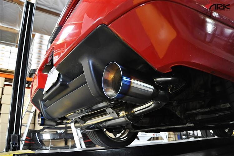 Acura NSX with ARK DT-S Exhaust System installed. 